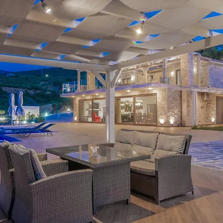 Orient Platinum Villa *