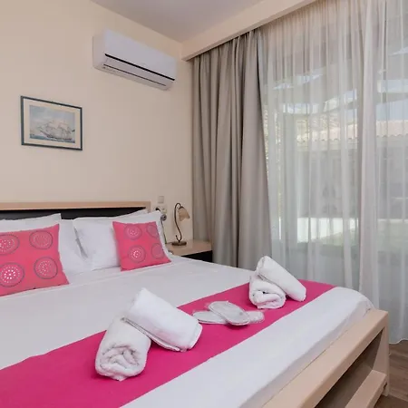 Villa Orient Platinum Orthoniaí